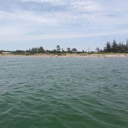 4 Person In Store Fuglede-by Traum *